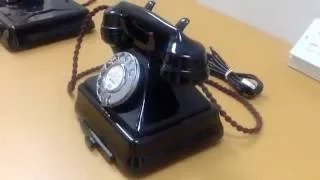 Vintage GPO Telephones (200 series Bakelite phones)