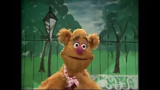 The Muppet Show - 308: Loretta Lynn - Fozzie’s Comedy Act (1978)