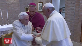 Papa Francesco incontra Benedetto XVI con i nuovi cardinali 2019.10.05