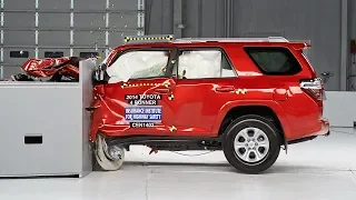 2014 Toyota 4Runner driver-side small overlap IIHS crash test