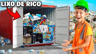 ENTRAMOS NO LIXÃO DE RICO E ACHAMOS BRINQUEDOS NOVOS