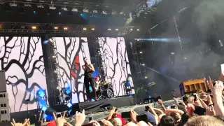 Twenty One Pilots - Tear In My Heart (March Madness Music Festival) Saturday, April 2nd in Houston