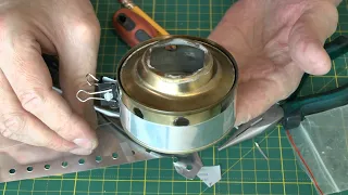 Спиртовая горелка с регулировкой пламени. Alcohol burner with adjustable flame.