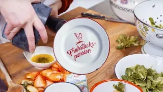 Die Ja! Natürlich Frühstückspension - Folge 9: Breakfast Salat