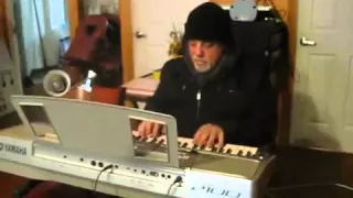 Billy Joel Plays Christmas Carols in Glen Cove, NY 12 21 12