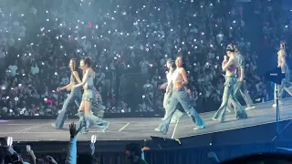 230703 - TWICE "Yes Likey Cheer knock what is love" live @ Scotiabank Arena, Toronto, 4K Fancam