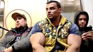 ХАМСТВО В МЕТРО! Не будь Быдлом, Амбал офигел  Bodybuilder Metro