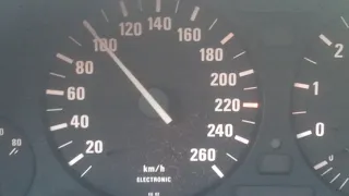 BMW E34 520i 24V acceleration