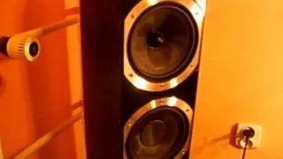 Wharfedale Diamond 10.6- Bass I Love You.AVI