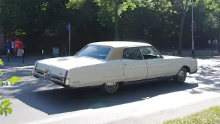 1967 Oldsmobile Ninety Eight 4dr Hardtop Sedan (V8 idling and revving)