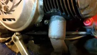 Loose exhaust manifold on a Vespa  SS 180