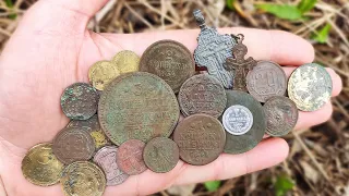 Забытое место! Находки с металлоискателем в заброшенной деревне  💰 Коп монет 2023.