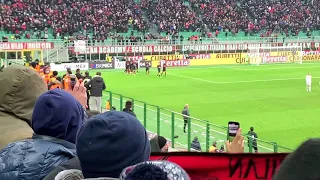 Milan vs Salernitana del 4.12.21 dal primo anello rosso - reaction goal Kessie