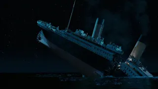 Titanic - Cena do Navio Partindo ao Meio