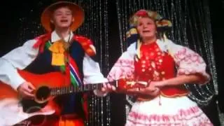 Shake it up Gunther and Tinka singing Goat for christmas