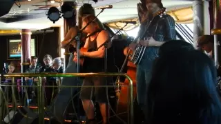 Steve'n'Seagulls playing Dio's Holy Diver [LIVE at M/S Baltic Princess]