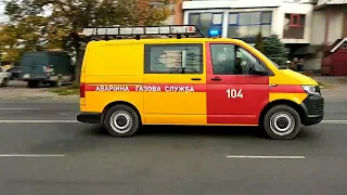14 Ukrainian emergency vehicles responding with lights & sirens (Compilation)