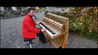 BLUES AROUND THE CHRISTMAS TREE - Nico Brina ( pianoblues )