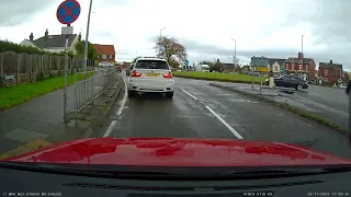 HJ59WNS idiot Audi driver cuts me up