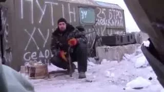 Ukrainian soldiers defend Debaltsevo Бой в Дебальцево