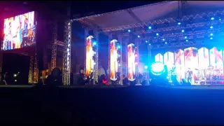 Marília Mendonça FestejaCG 25.08.16 - Cantando com Henrique e Juliano - Flor e o Beija-Flor