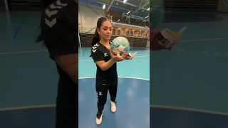 Handball ASMR. 🤤 | 📹: (TT) mariahmls