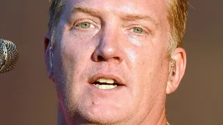 The Untold Truth Of Queens Of The Stone Age