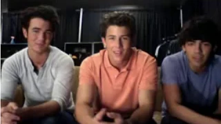 Jonas Brothers - Live Chat (August 22, 2009) - Part 6 of 7
