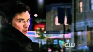 Smallville season 9 finale - Clark Kent punch