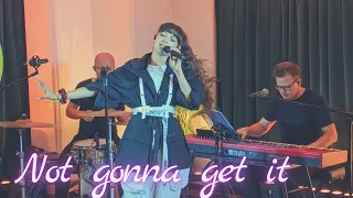 Viki Gabor - Not Gonna Get It | #EmpikMusicLive - 11.09.2020