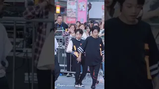 BOYSTORY Busking In Shenyang "Seventeen - Hit" Dance Cover (Zeyu Fancam)