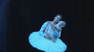 Olga Smirnova & Jacopo Tissi / "Swan Lake " Act 1, 2 scene  - Grand Adagio / Bolshoi Ballet