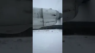 Мощный взлёт на Ан-24 ЮТэйр из Ханты-Мансийска