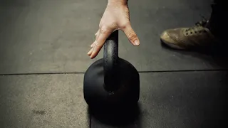 Your Kettlebell Grip Is Trash - How to not rip your hands during Kettlebell Swings