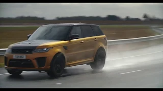 2018 Range Rover SVR on track. Sounds LOUD!