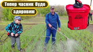 Sprayer Vitals Sm112о. We process garlic from diseases and pests