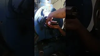 Single Screw Compressor (NH3) Shaft Seal Replacement (3)