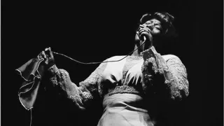 ELLA FITZGERALD  ~ Miss Otis Regrets ~.wmv