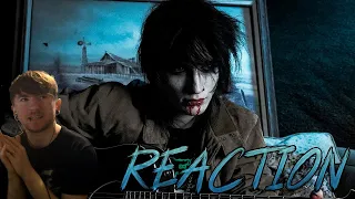Singer Reacts to Johnnie Guilbert - Zombie