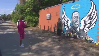 Houstonians pay tribute to George Floyd at city's murals following guilty verdict in Derek Chauvin t