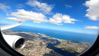 Landing Perth Airport Runway 06 / Airbus A330-200 Qantas / 4K