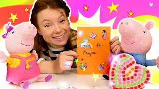 Spielzeug Video mit Peppa Wutz. Schorsch macht für Peppa eine Grußkarte. Spielspaß mit Irene