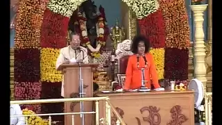 Sathya Sai Baba - 78th_Birthday_Discourse