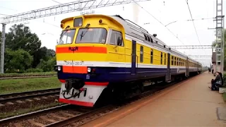 Trains at Salaspils station