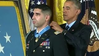Retired Army captain awarded military's highest honor