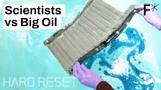 This sponge sucks oil spills right out of the ocean | Hard Reset