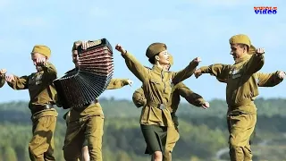 Галина Богодюк, Анастасия Румянцева, Мария Шевякова   "Военная плясовая"