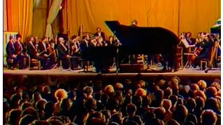 Mikhail Pletnev plays Tchaikovsky Piano Concerto no. 1 in Klin - video 1978