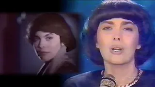 Mireille Mathieu « L'enfant que je n'ai jamais eu »