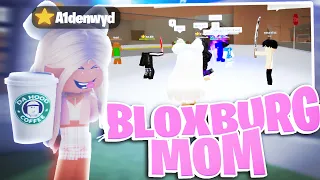 So I became a BloxBurg MOM and RAIDED Da Hood 😳⭐